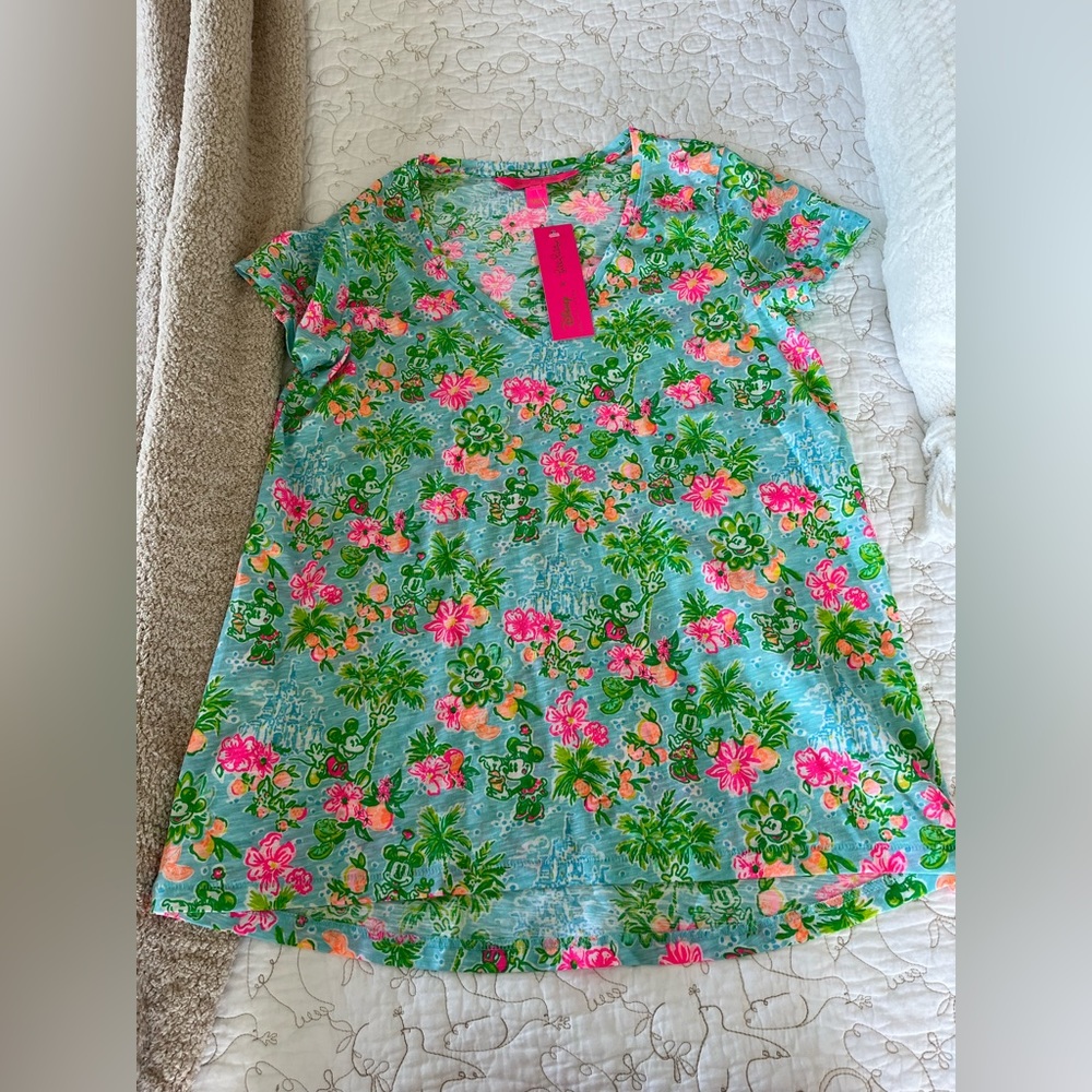 Lilly Pulitzer x Disney nwt Etta tee size small